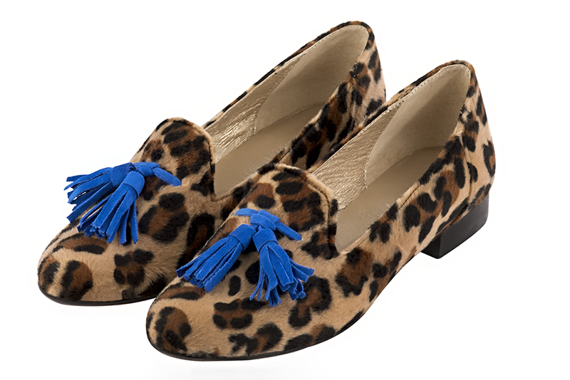 Safari black and electric blue women's loafers with pompons. Round toe. Flat leather soles. Front view - Florence KOOIJMAN